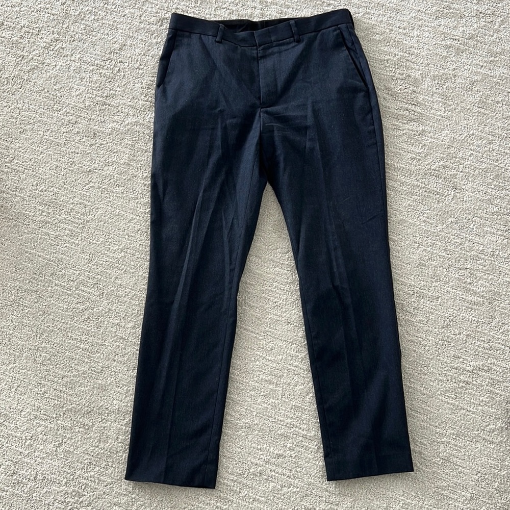 J.Crew navy ludlow men’s slim fit slacks dress pants. Waist 31 length 30.